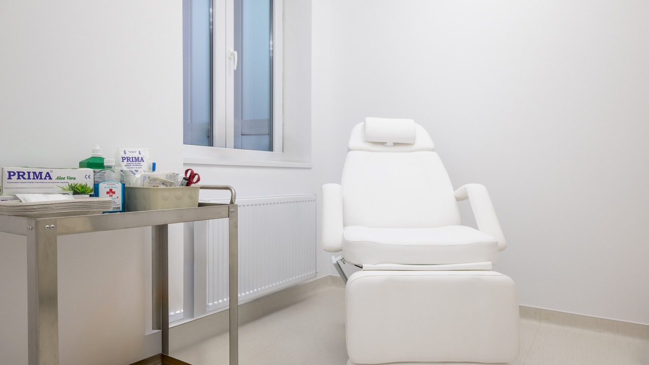 Unul dintre cabinetele Clinicii Miramed